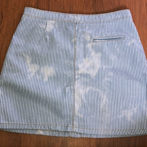 Hayden Los Angeles denim skirt, size L - Picture 2 of 5